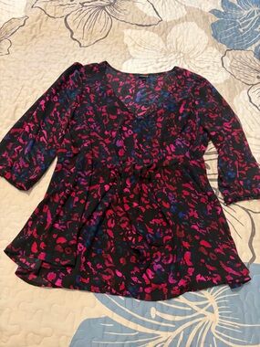 torrid size 0 Black Floral Print Peplum top